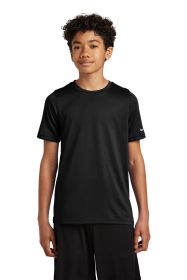 Nike Youth Swoosh Sleeve rLegend Tee NKDX8787 (Color: Black, size: S)